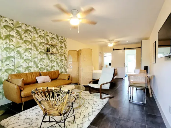 715 7th St #15, Miami Beach, FL 33139