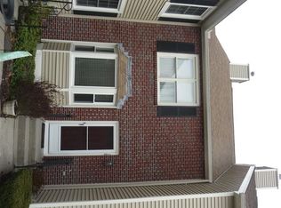 10 Cheltenham Ct #10, Suffield, CT 06078