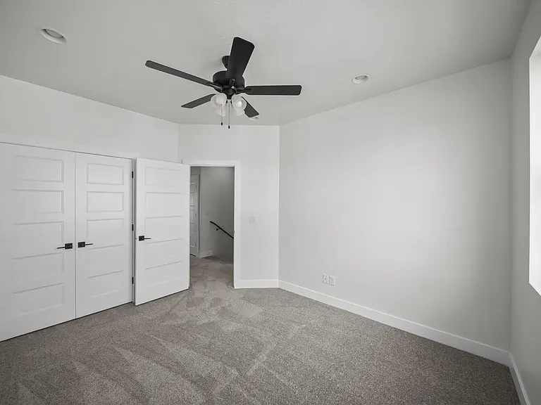 2305 E Kiabito Ln — Photo 16