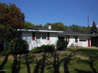 1542 W Summit Ave, Muskegon, MI 49441