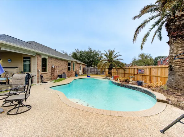 1908 Ivy Arbor Ct, Pearland, TX 77581