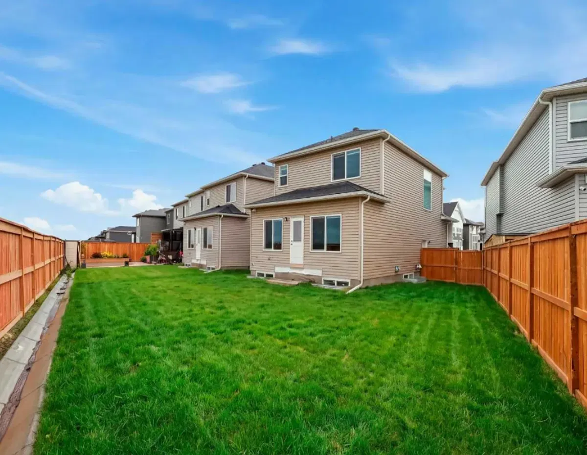 2 bed, 1000 sqft, $1,400 — Photo 3