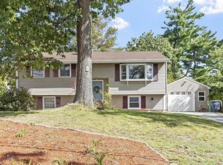 37 White Plains Dr, Nashua, NH 03062