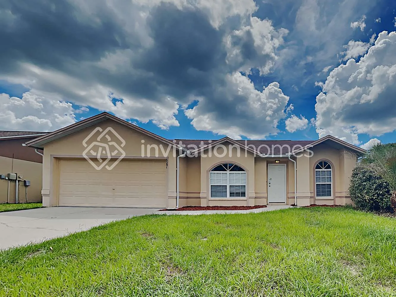 6581 Shepherd Oaks Pass Lakeland, FL 33811 — Photo 1