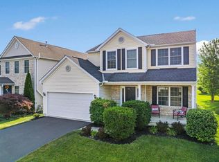 8812 Emerald Hill Dr, Lewis Center, OH 43035