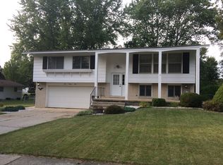 932 Mill St, Alma, MI 48801