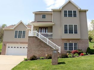 1305 Jamestowne Dr, Morgantown, WV 26508