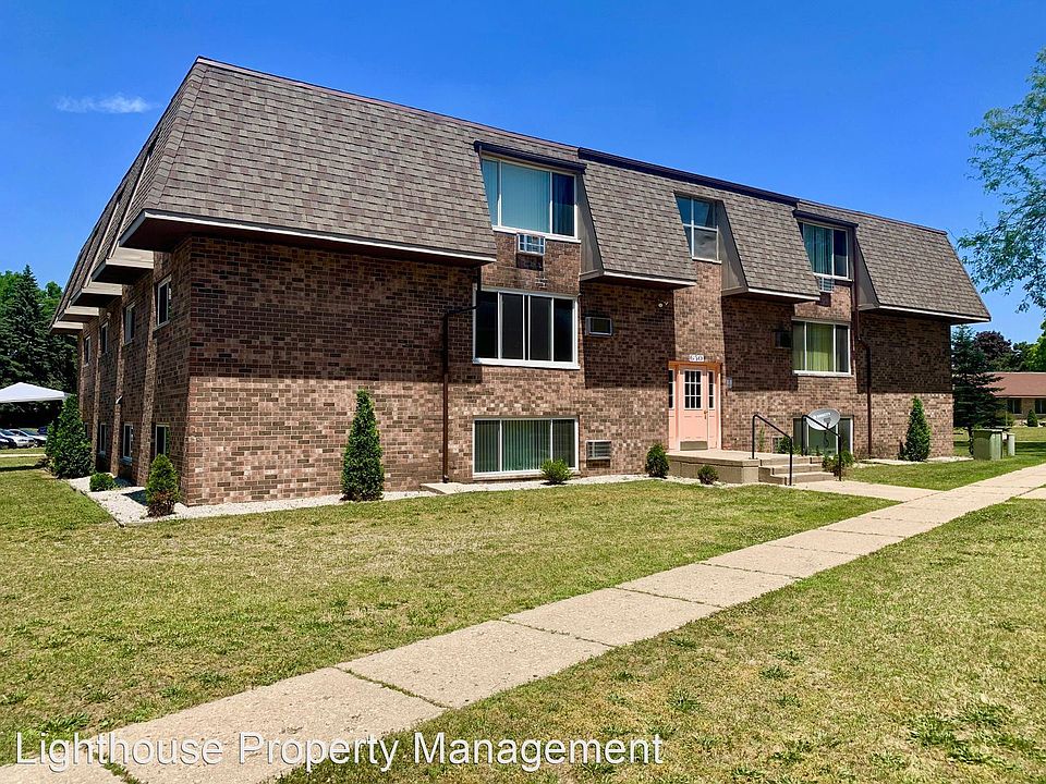 1st image of 650 36th St SW APT 201