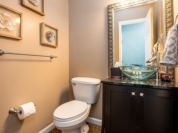3rd image of 273 Palombi Ct #273