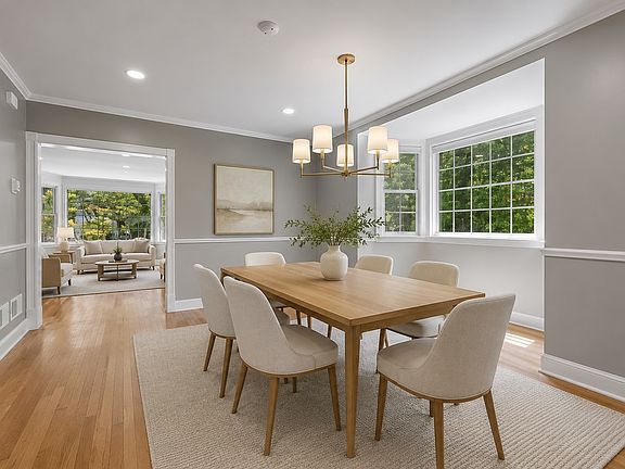4th image of 72 Warwick Rd