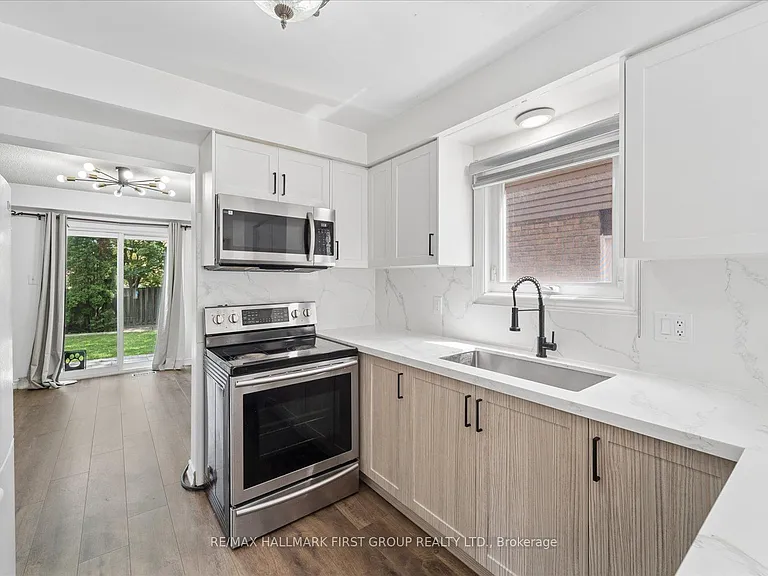 747 Stonepath Cir — Photo 8