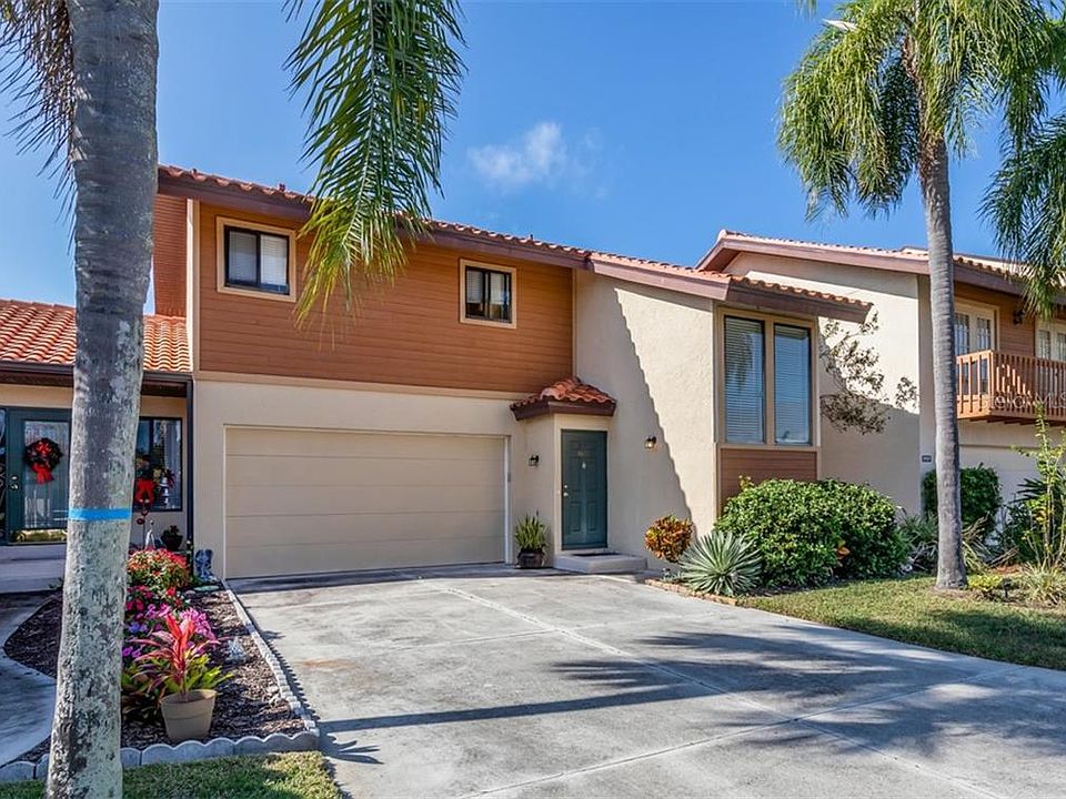 1st image of 805 Sorrento Pl #805