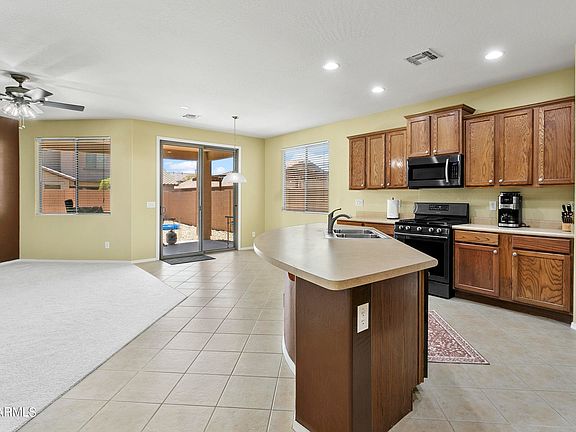 5th image of 16571 W SHERMAN Street