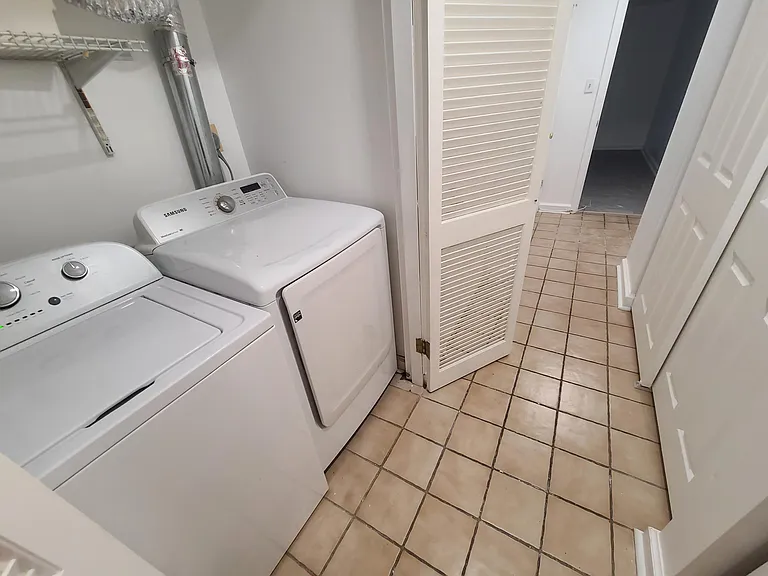 1343 T St NW #B — Photo 12