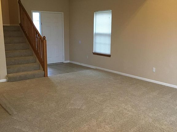 3rd image of 2334 Surrey Dr