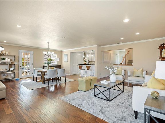 2nd image of 2771 Julio Ave