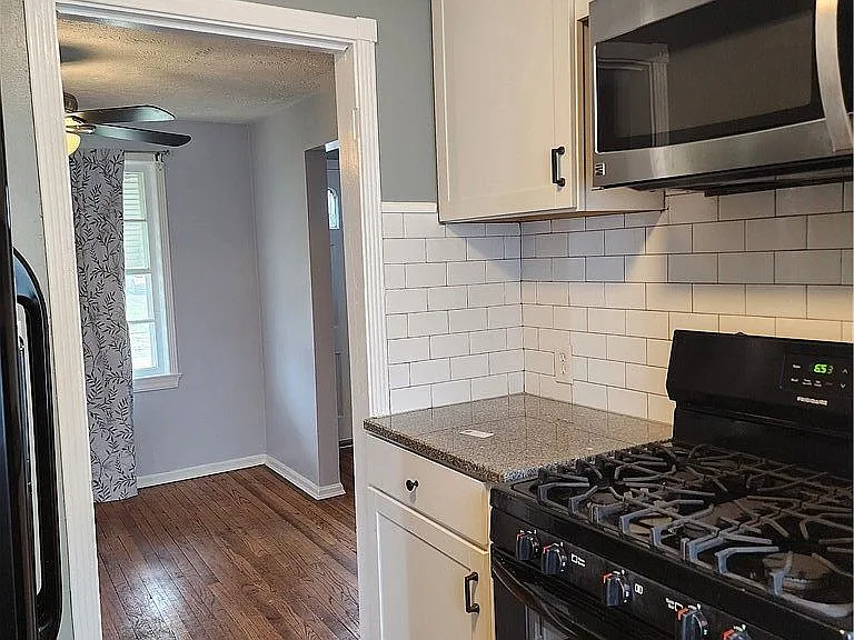 5435 Beechwood Ave — Photo 7