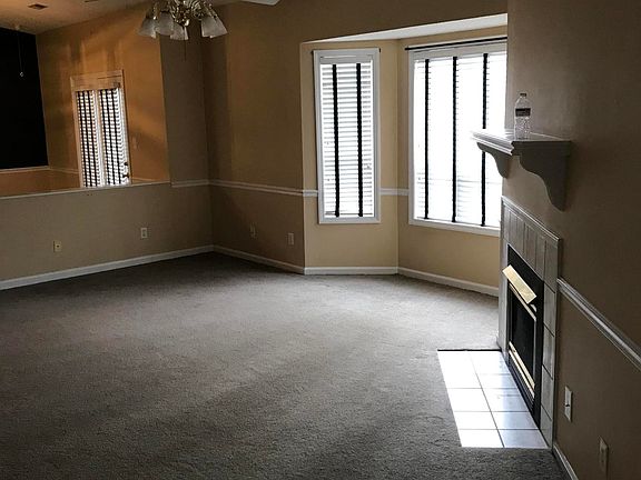 3rd image of 106 Breezewood Drive #F