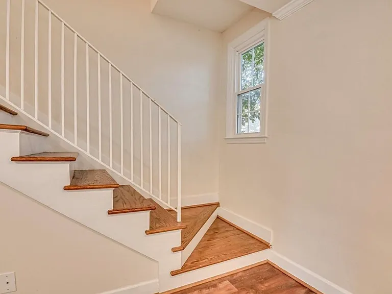 801 Monte Sano Ave #C4 — Photo 6