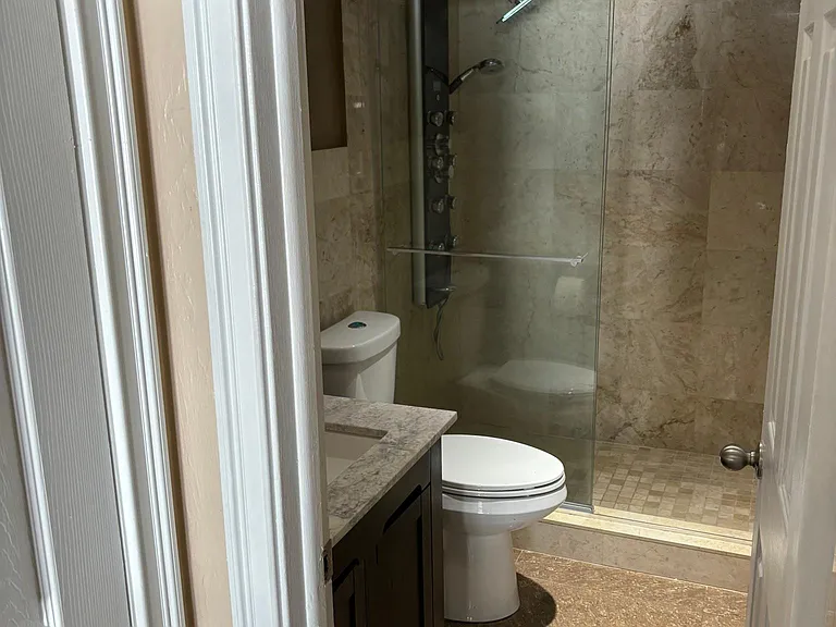 4300 N Ocean Dr #B — Photo 22
