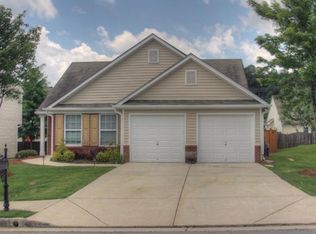 3655 Tullamore Ln, Snellville, GA 30039