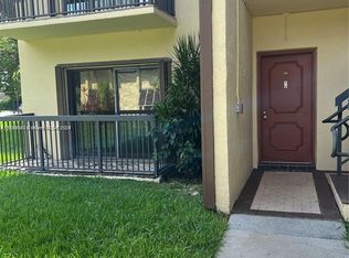 7985 SW 86th St APT 404, Miami, FL 33143