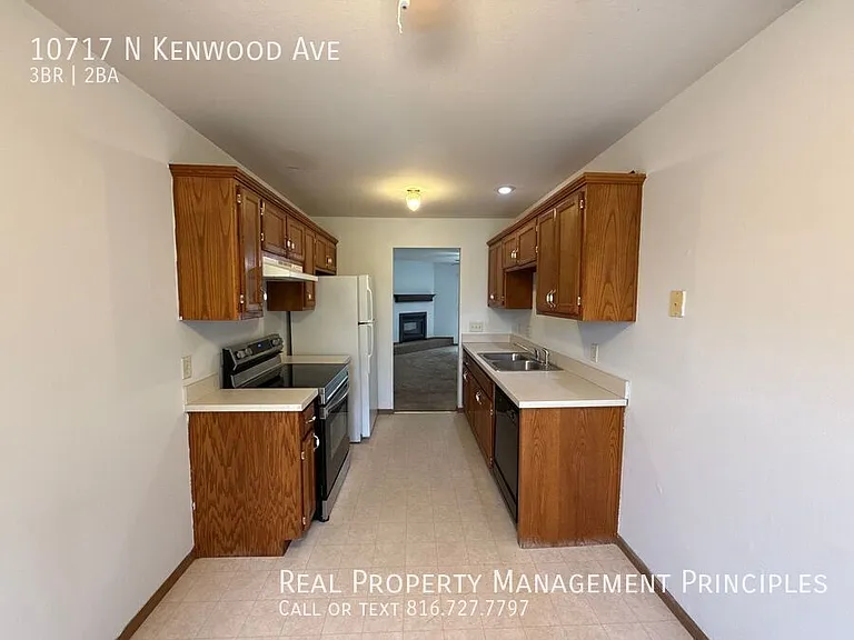 10717 N Kenwood Ave — Photo 5
