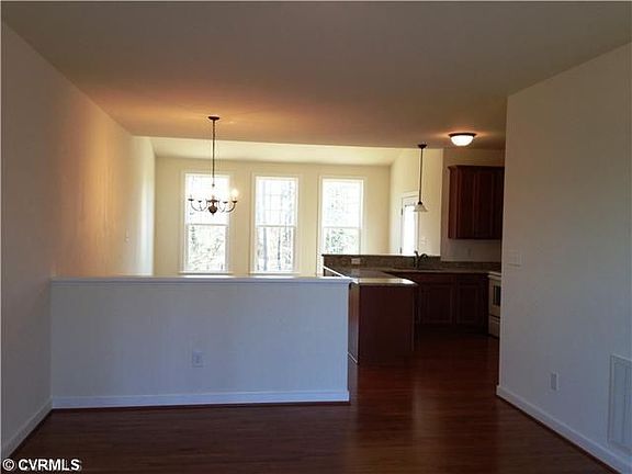 5th image of 4001 Forest Vine Dr