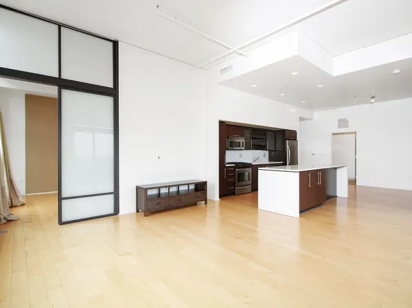1100 S Hope St APT 1601, Los Angeles, CA 90015