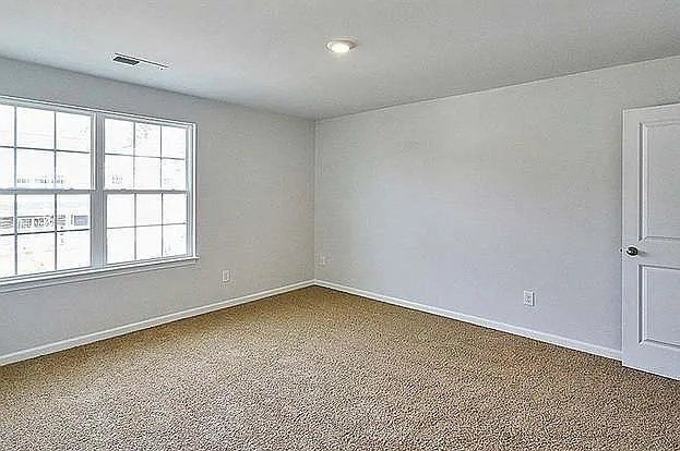 125 Saddlehorse Ln — Photo 16