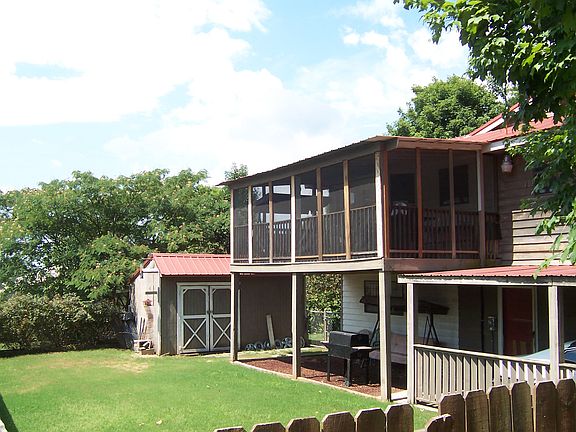 3rd image of 4500 Haynes Ln