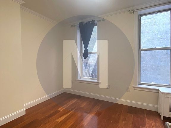 3rd image of 1142 1st Ave APT 1R