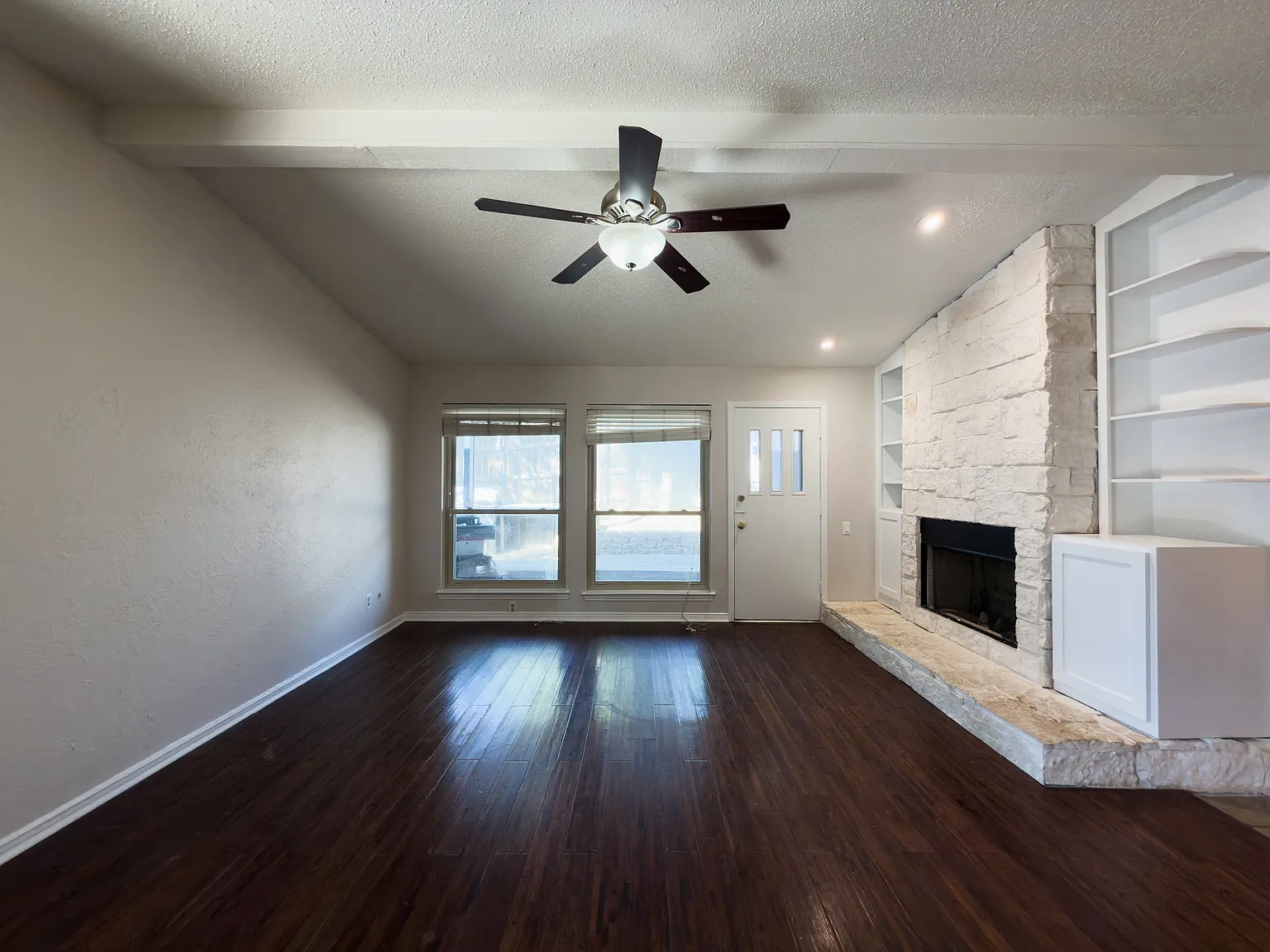 1524 El Camino Real — Photo 4
