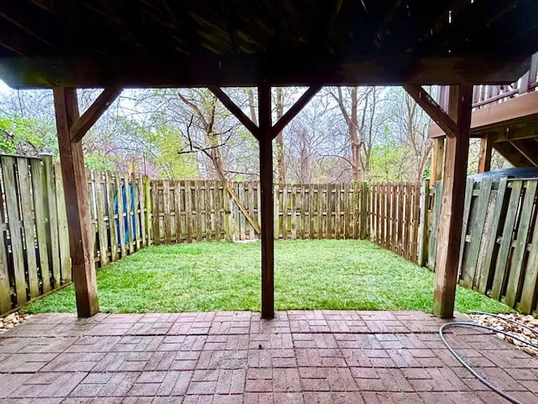 1803 Staley Manor Dr — Photo 51