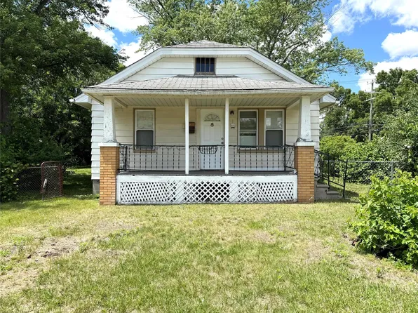 5751 Drexel St, Dearborn Heights, MI 48127