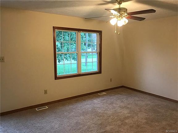 4th image of 109 N Daisy Ave