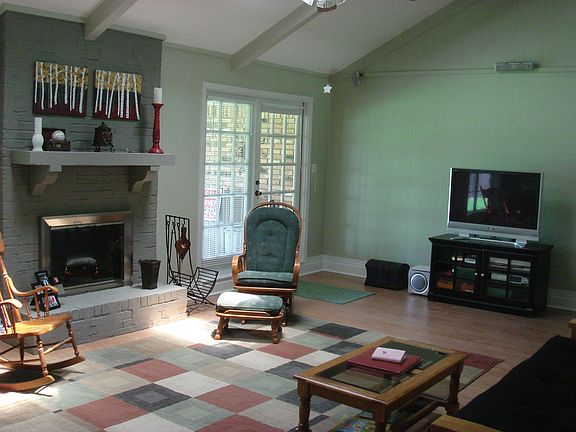 2nd image of 5313 Bayou Dr