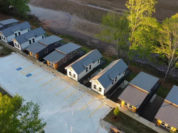 190 Burns Rd, Carrollton, GA