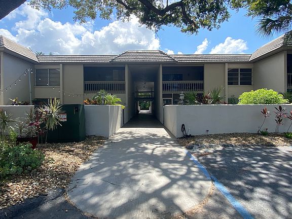 4th image of 3350 S Osprey Ave APT 103A