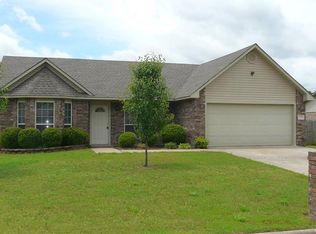 2509 Red Oak Dr, Van Buren, AR 72956