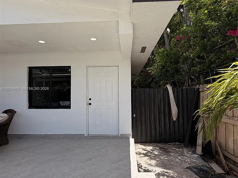 3115 SW 18th St #3117 — Photo 2