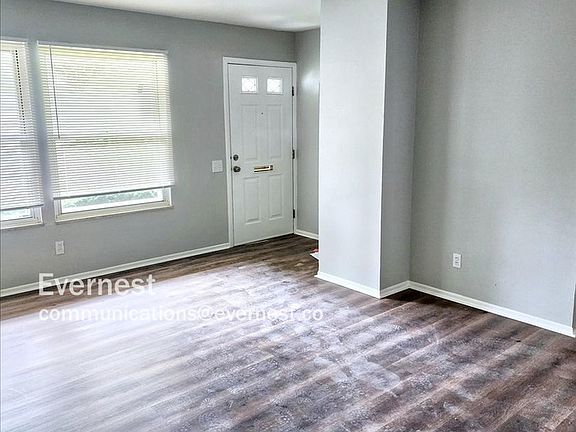 4th image of 10555 Langford Dr
