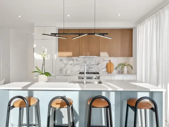 595 Albany St #401, Boston, MA 02118