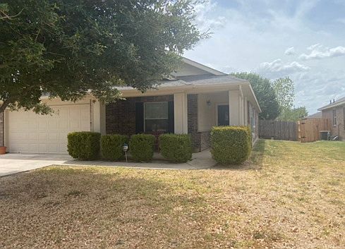 1st image of 316 Floating Leaf Dr