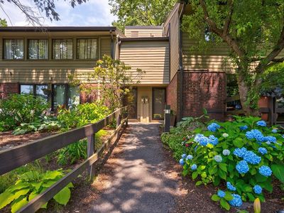 554 Great Elm Way UNIT 554, Village Of Nagog Woods, MA, 01718