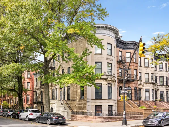 400 Stuyvesant Avenue image 12 of 13