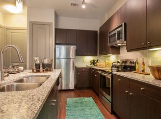Astor Tanglewood, Houston, TX 77056
