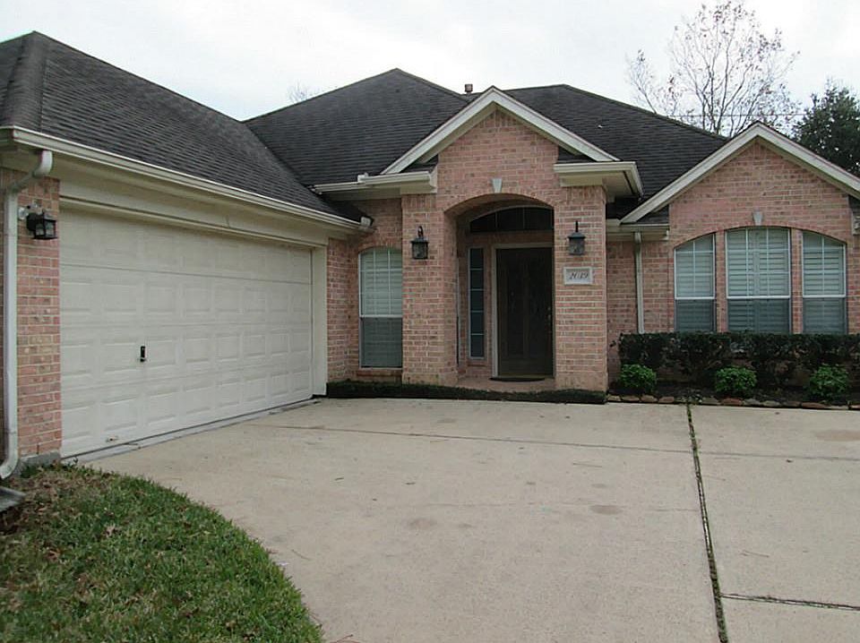 1st image of 2039 Lodge Crest Ct