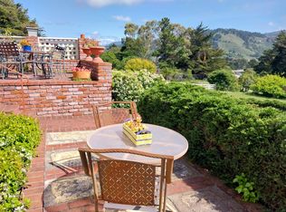 25900 Rio Vista Dr #A, Carmel, CA 93923