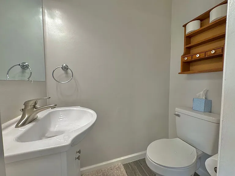 1037 Still Harbor Cir — Photo 7